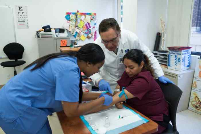 Is phlebotomy training specialists accredited